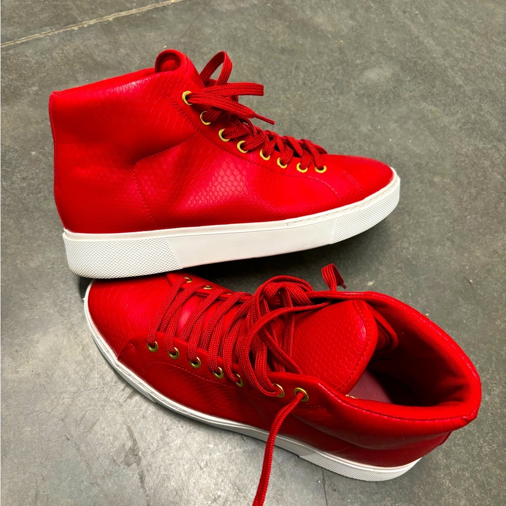 Zara Sneaker - Men’s